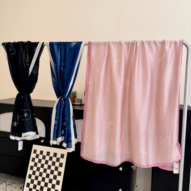 Chanel silk Scarf 90-180cm E042804